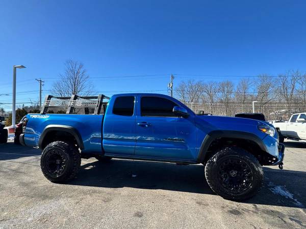 2017 Toyota Tacoma WOW TRD - Photo 6