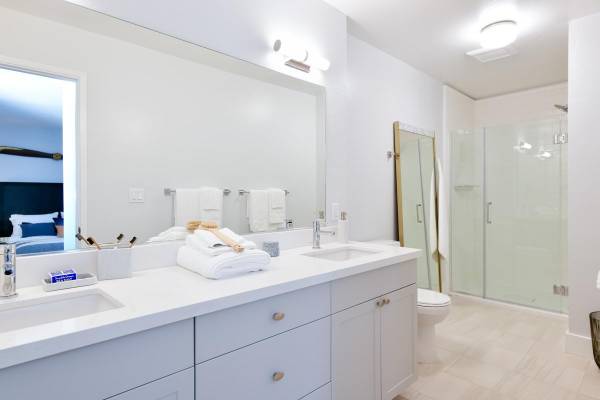 $4,471 / 2br - 1365ft2 - Stainless steel appliance package, Large private fenced-in backyards (alameda)63850427639041123