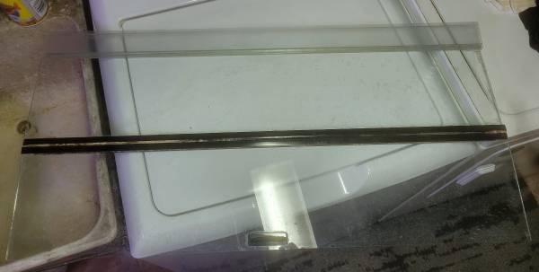 Glass top for 40 breeder $20 (Staten island)63148853536257121