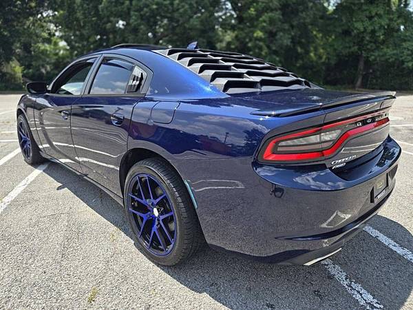 2015 Dodge Charger SXT AWD 4dr Sedan - $16995.0063621686345603123