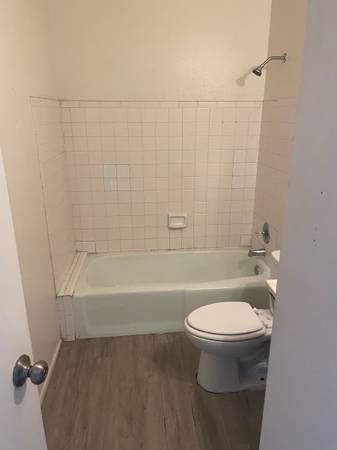 $136,500 PHOENIX CONDO TENANT OCCUPIED GOOD INVESTMENT (PHOENIX)64024821041027124