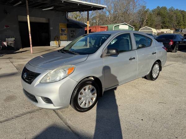 2013 Nissan Versa SV - $4,999 (Stockbridge)63621301243393121