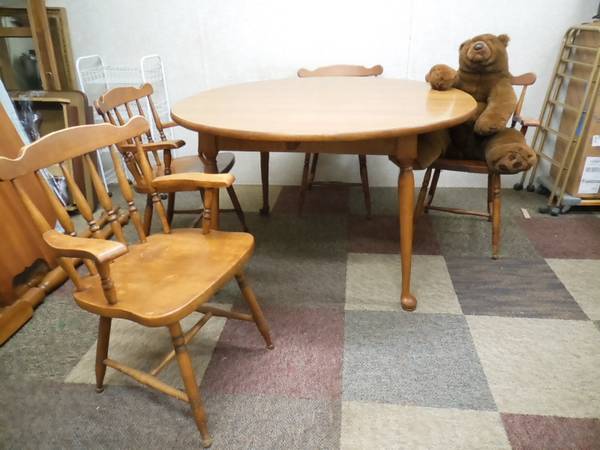 Dining Table 48"d x 29"h w Sprague & Carleton Maple Chairs 1