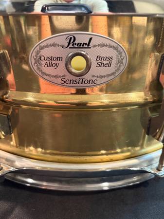Pearl SensiTone Brass Shell Snare Drum 13 in. 1