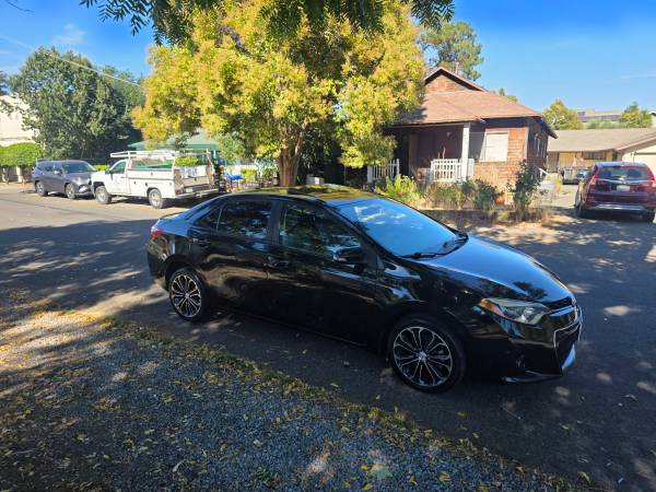 2015 toyota corolla S - $7,900 (santa rosa)63438649186433123