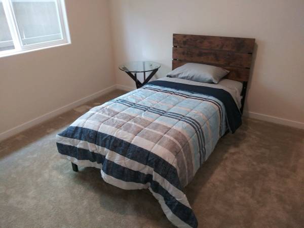 $800 / 1br - Room $800 (Rancho Cordova)64043669846659120