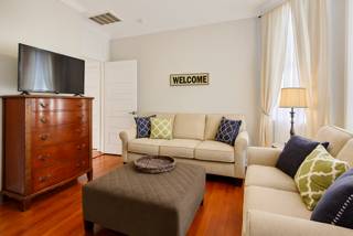 $1850.00 / 3br - 1100ft2 - Elegant Lepage Apartment (Move In special 1/2 deposit) Fairgrounds/Bay63903653627139123