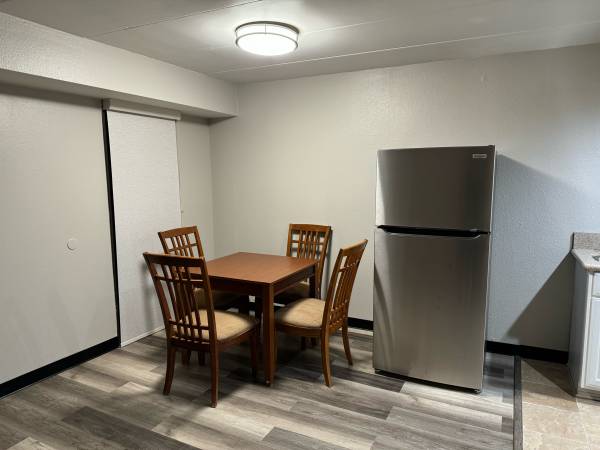$899 / 1br - 300ft2 - Cheap weekly/monthly rentals in midtown tulsa (Tulsa)63982126079619123
