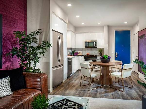 $4,226 / 1br - 742ft2 - Sophisticated 1 BR/1 BA, Kitchen Islands, Wine Chillers (Marina Del Rey)63871321565827120