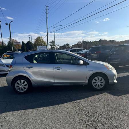 2014 TOYOTA PRIUS C FOUR *BUY HERE PAY HERE* (919) 243-1060 - $3,900 (Clayton)63470075910401123