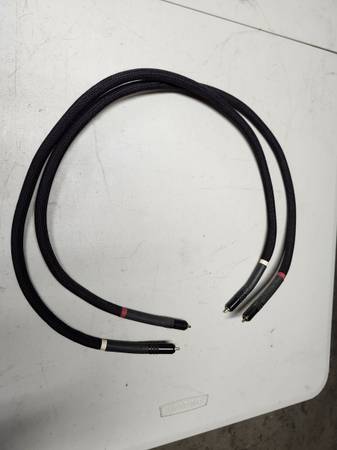 JPS Labs Super Conductor 2 rca interconnect cables 1