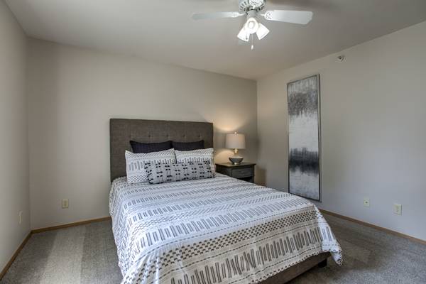 $1,245 / 1br - 775ft2 - ¡Pase para hacer un recorrido!!! (La Vista)64020841468803122