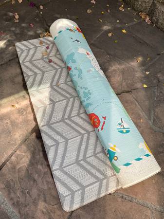 (Free) children mat 1