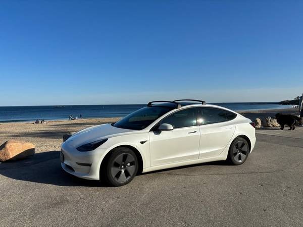 2022 Tesla Model 3 Long Range Mint Perfect Spec White on White W/ Rack - $25,500 (Beverly MA)634863636806411217