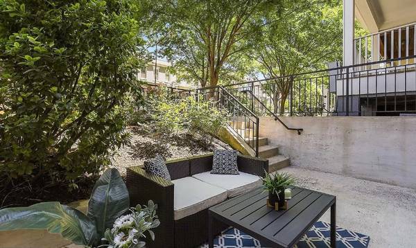 $2,295 / 2br - 781ft2 - Lovely 2 Bed/1 Bath Condo Unit with Large Patio Available Now! (610 Irving ST NW #T02)63896037710466122
