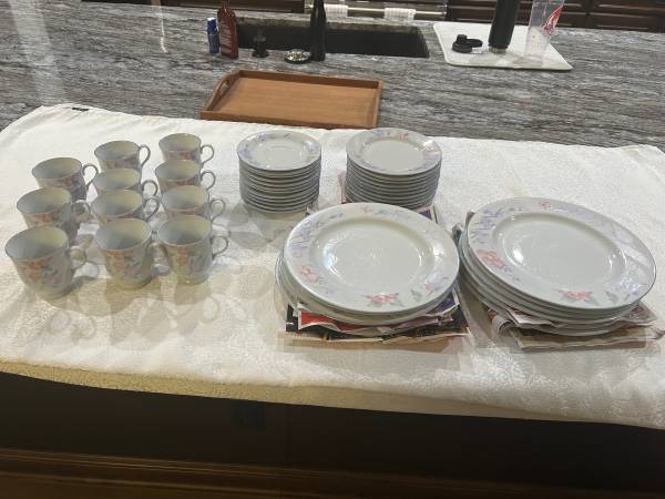 Dinnerware Set Prestige 48Piece set 1