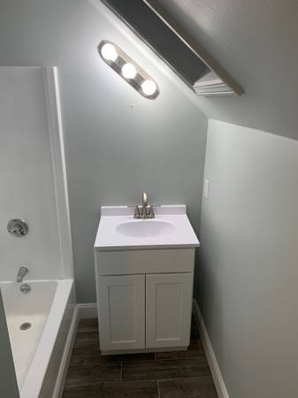 $1,375 / 2br - 810ft2 - Very nice, modern 2 bd (Ware)64017047849602124