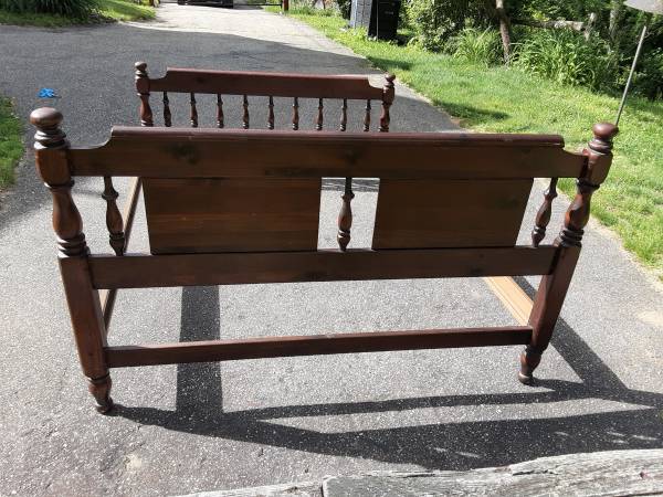 Free Queen Bed Frame 1