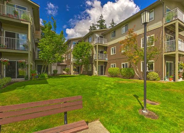 $1,190 / 1hab - Patio/Balcón, Senderos Naturales y Caminos, Chimenea de Gas (625 Stillaguamish Ave, Arlington, WA)63814735845891124