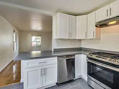 $750 / 1br - 650ft2 - Newly Renovated Apartment | Parking + Landscaped Outdoor Areas (berkeley)63682832374787123