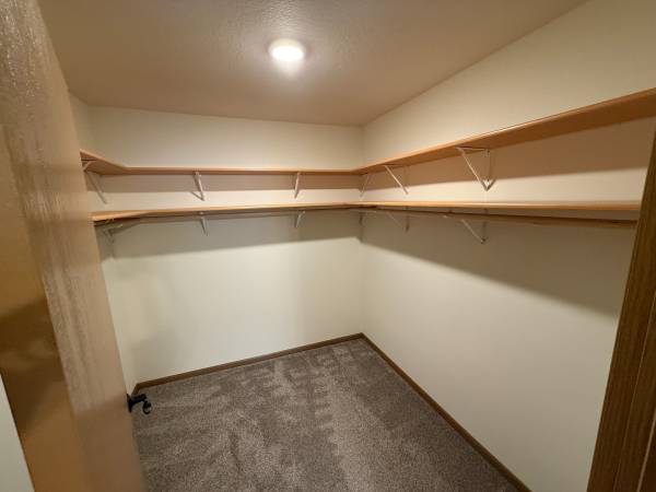 $995 / 2br - 900ft2 - 2 Bed Townhouse - 150 Terrence St. #4 - Available November 2025 (Eau Claire)63845958892035124