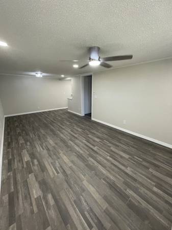 $1,080 / 1br - 600ft2 - 1 BEDROOM living in the Heart of Daytona! (Daytona Beach)63791498115073124