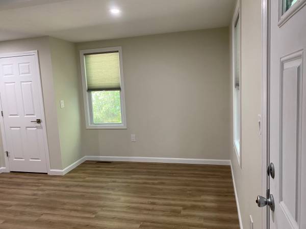 $1,650 / 1br - $1650. Apartamento de 1 dormitorio en East Bridgewater #7 (East Bridgewater)63655220195459124