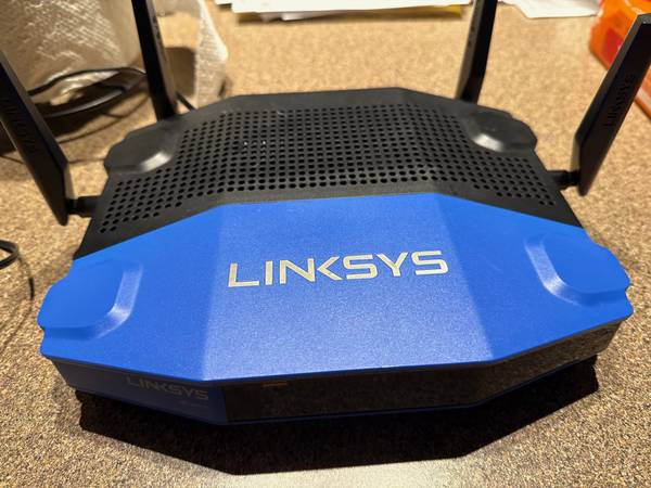 LinkSYS WRT1900AC 1