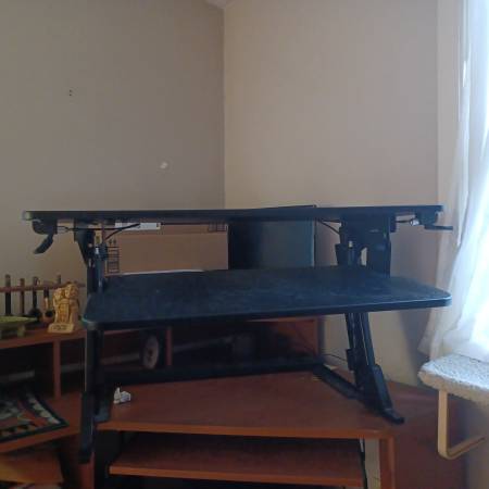 Computer riser for desk 1