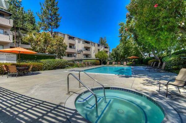 $2,795 / 2br - 🍁FALL SPECIALS!! FIRST MONTH FREE!🍁 (La Jolla/UTC/San Diego)63998603394818121