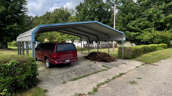 $95,000 / 2br - 1034ft2 - Casa para remodelar en el condado de Elkhart, garaje grande, casi una hectárea completa (Elkhart)63665959499393124