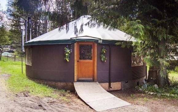 30ft yurt. High Quality 1