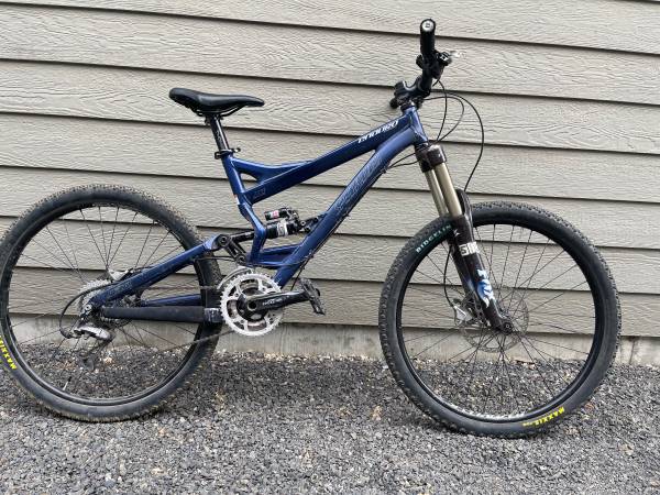 Specialized Enduro Expert Full Suspension Mt Bike Size Small