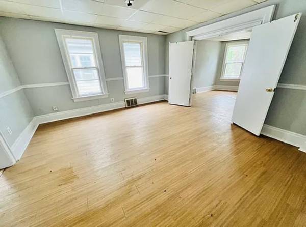 1 Wonderful 5 bedroom unit 1
