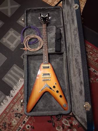 2005 Dean VX Flying V- includes Amp, Strap and Cables 1