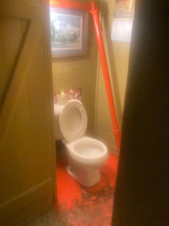 $600 / 1br - 30ft2 - Basement room .Quiet living space. (Racine)63774369094915122
