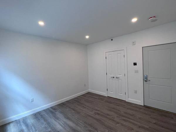 $895 / 9999ft2 - LYNN /BOSTON **BAJOS COSTOS DE MUDANZA** ¡SIN COMISIÓN DE CORRETAJE! ¡TOTALMENTE AMUEBLADO!63828338758915124