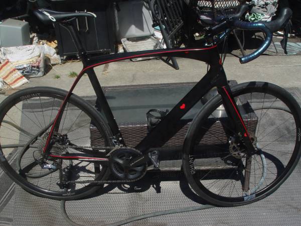 DeRosa Ultegra 11 speed Disc Brake Idol Superbike 1