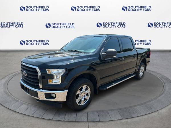 2017 Ford F150 XLT pickup - Photo 2