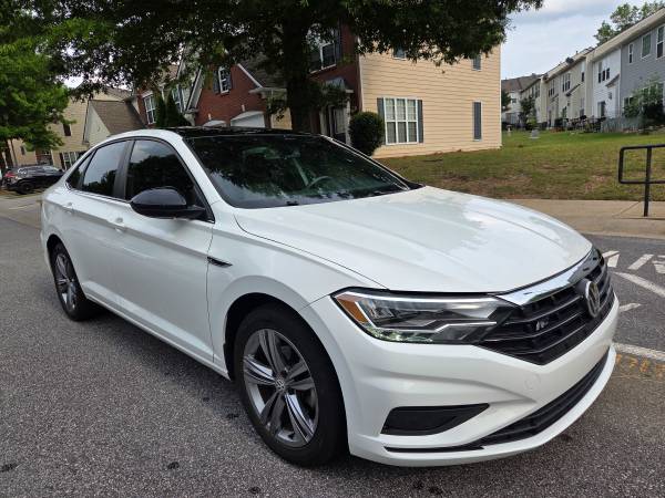 2019 Volkswagen Jetta R-Line - $12,500 (Duluth)63620223897475122