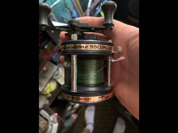 Ambassador 550 plus fishing reel works great 1