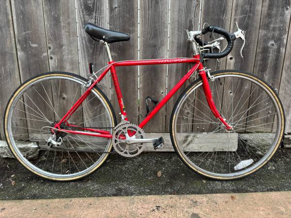 Vintage Road Bike Red/Chrome 1