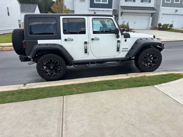 2016 JEEP WRANGLER JK UNLIMITED SPORT - $17,000 (Conyers)63620398840323120