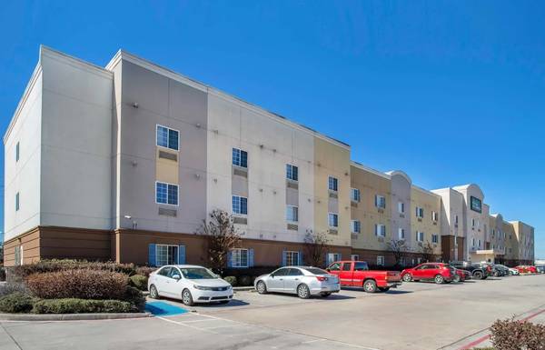 $307 / 1br - New Guest Special - Huge 1st Week Discount! (1500 North Sam Houston Parkway East, Houston, TX)63924044109826120