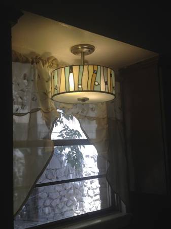 $1,000 / 2br - 1500ft2 - SUPER GREAT HOUSE CENTRAL LOCATION63867373849731122