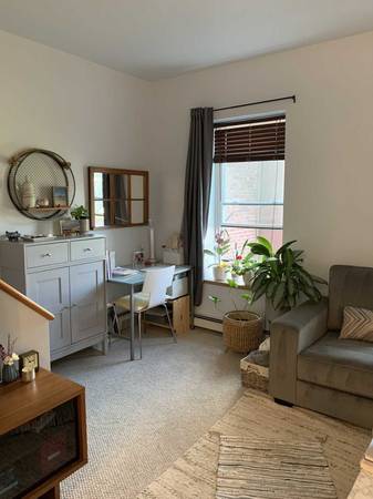 $1,900 / 1br - 882ft2 - Beacon NY 1 Bedroom Apartment – Walk to Shops & Train (Beacon)64035737247746122