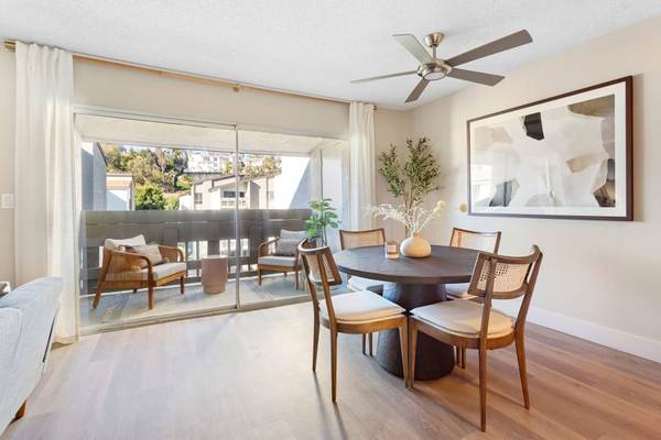$3,389 / 3br - 1242ft2 - Ceiling Fans in the Dining Room, Air Conditioning, 3B/2B (5807 Topanga Canyon Blvd, Woodland Hills, CA)63912984601091123