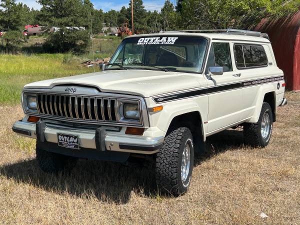 1983 JEEP CHEROKEE LAREDO LS-3 INTERCAMBIO - $40,000 (NEWCASTLE)63442903903873121