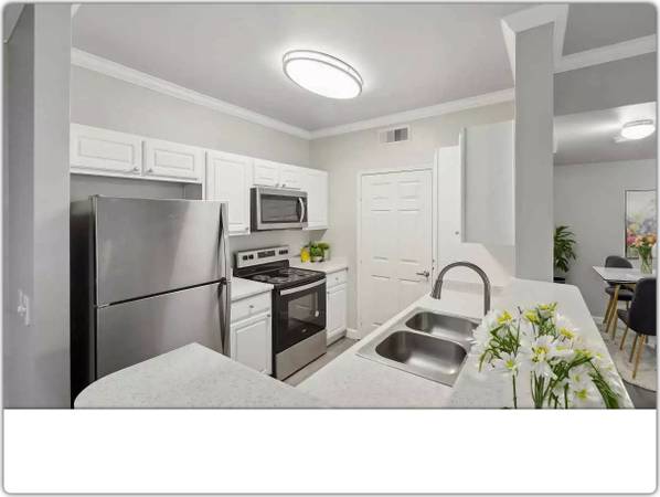 $2,318 / 2br - 932ft2 - Welcome to Your Next Adventure: Home Sweet Home! (Vacaville)64044022377474121