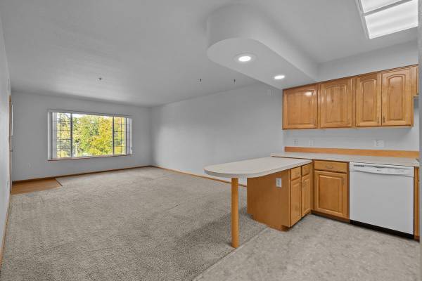 $1,450 / 1br - 820ft2 - FREE Laundry Facilities, Stand-Up Shower, Dishwasher (Near Whitman College)63803266486275122